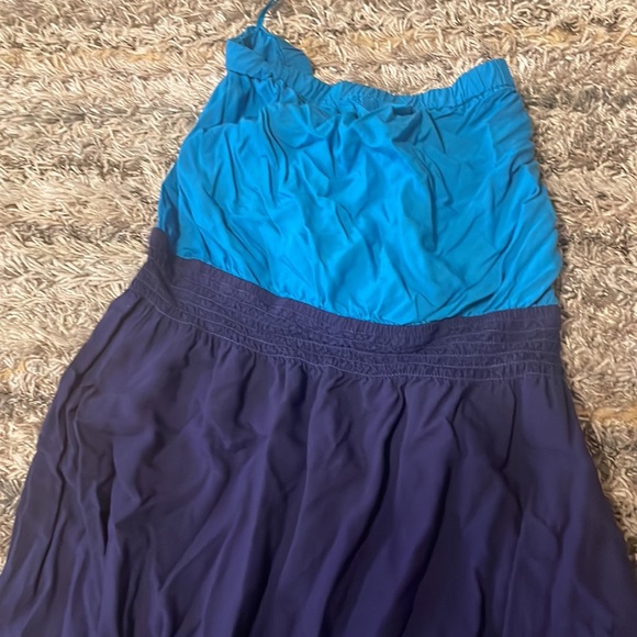 Size XL Colorblocked Strapless Maxi GAP brand - Picture 4 of 5